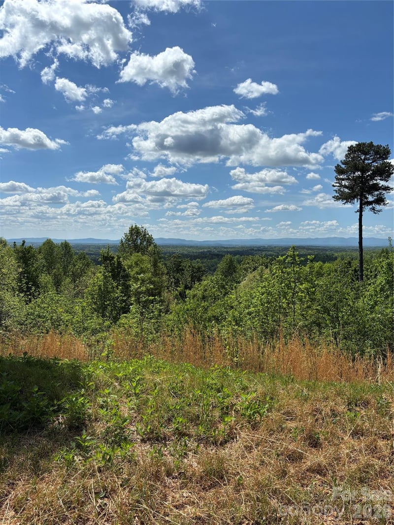 1234 Johns Ridge Pw #204DE, Lenoir, NC 28645