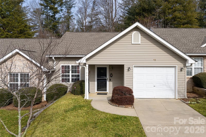 92 Wiltshire Cir, Fletcher, NC 28732