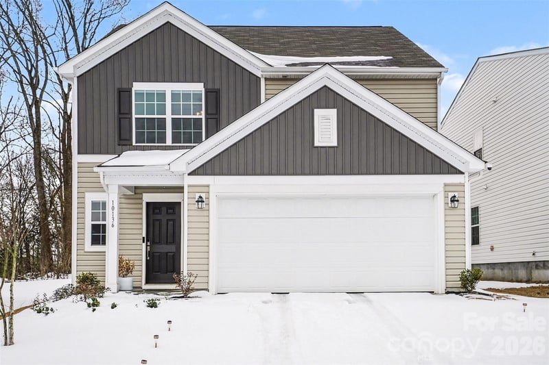 10136 Chatham Run Ln, Charlotte, NC 28262