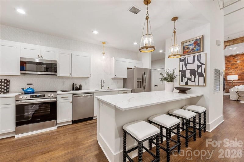 310 Arlington Ave #217, Charlotte, NC 28203