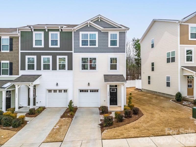 1230 Keydet Dr #31, Charlotte, NC 28216