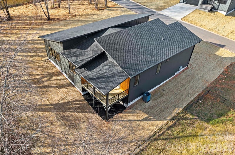 5 Scott Meadows Dr #1, Asheville, NC 28806