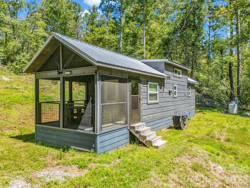 231 Wandering Bear Way, Lake Lure, NC 28746