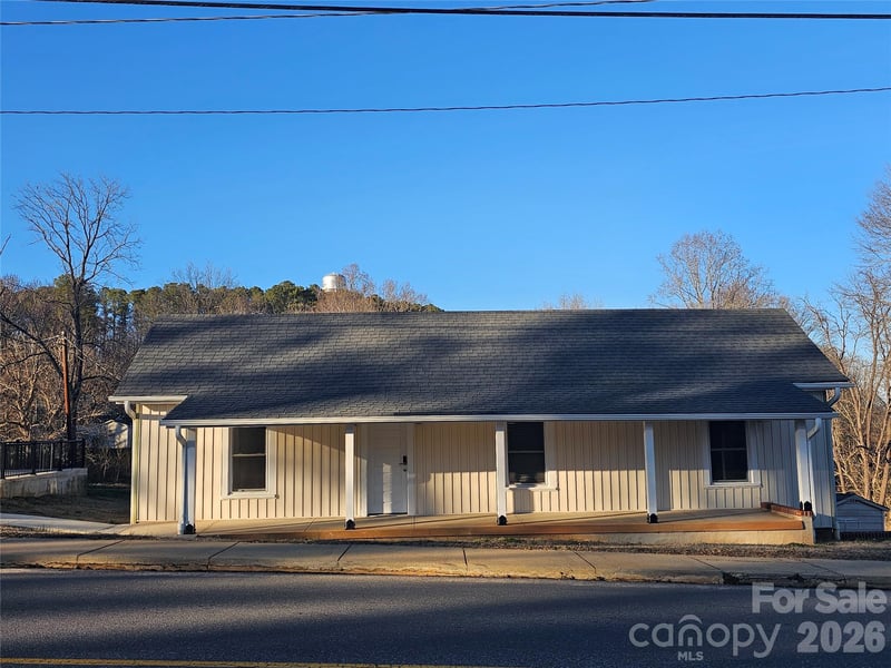 208 Main St, Lawndale, NC 28090