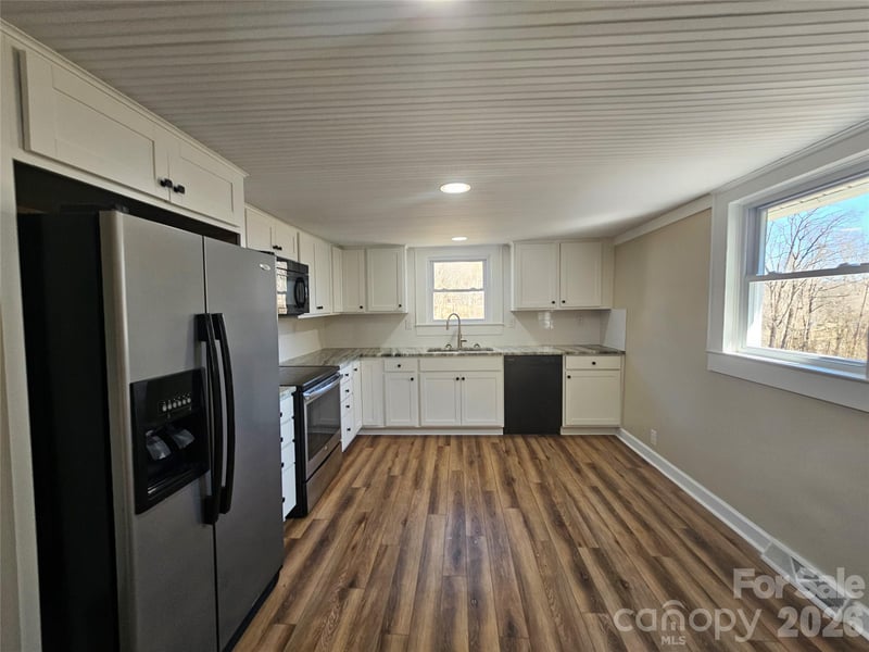 208 Main St, Lawndale, NC 28090