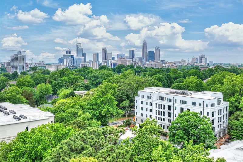 409 Queens Rd #101, Charlotte, NC 28207