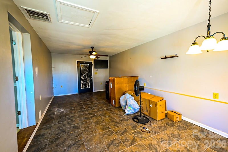 1113 Pecan St, Conover, NC 28613
