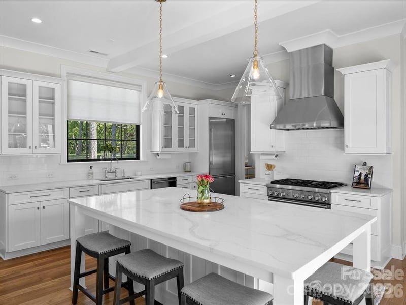 814 Bertonley Ave, Charlotte, NC 28211