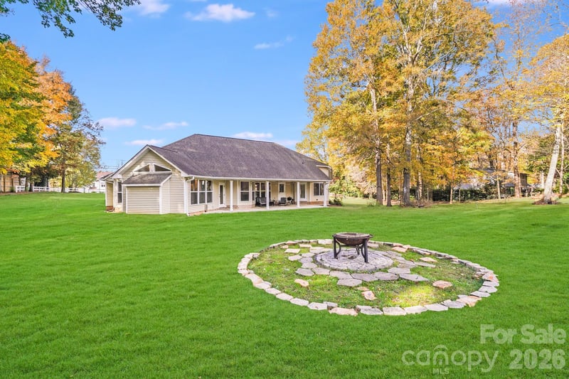 5329 Kuykendall Rd, Charlotte, NC 28270