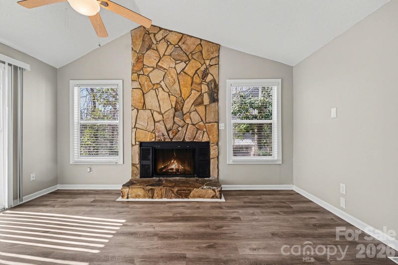 2312 Brook Canyon Dr, Charlotte, NC 28212