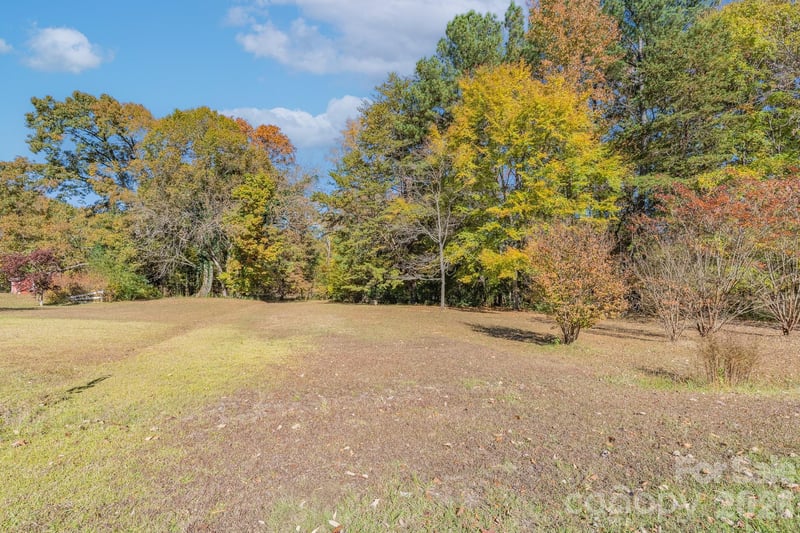 6040 Little Mountain Rd, Clover, SC 29710