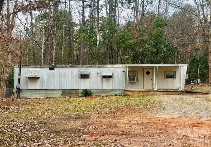 2715 39th Ave, Hickory, NC 28601