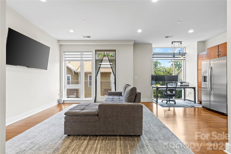 300 Magnolia Ave #202, Charlotte, NC 28203