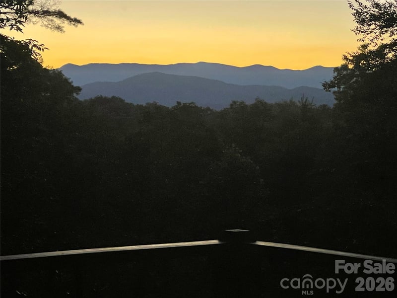 219 Kentwood Ln, Pisgah Forest, NC 28768