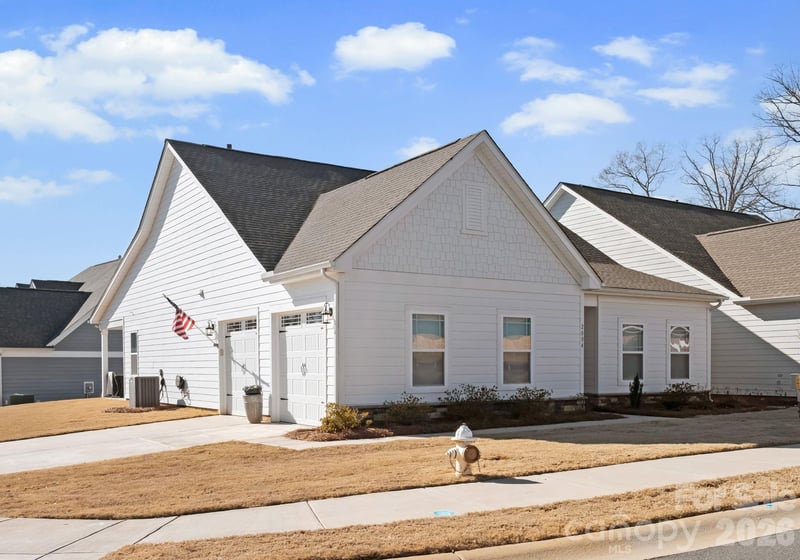 2004 Bonds Ln, Fort Mill, SC 29715