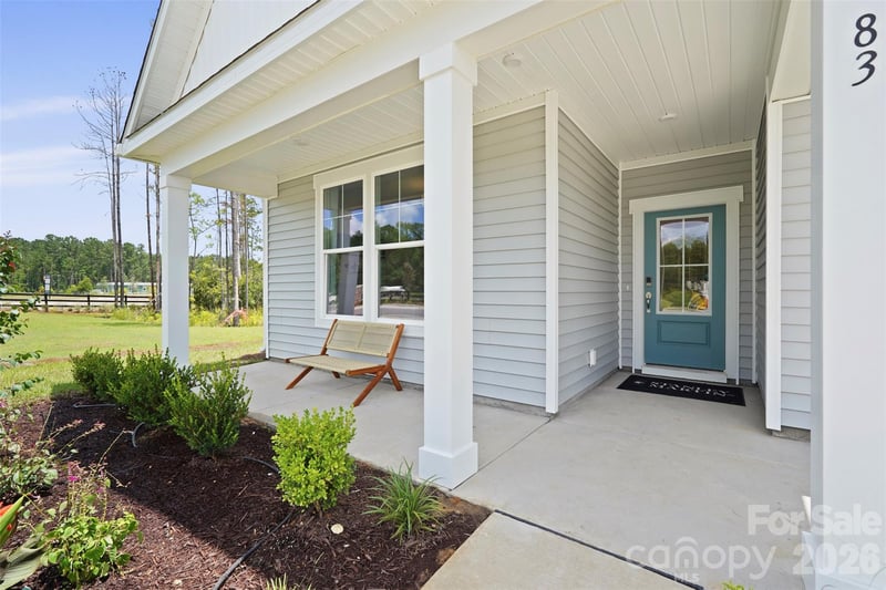 987 Exeter Dr, Sherrills Ford, NC 28673