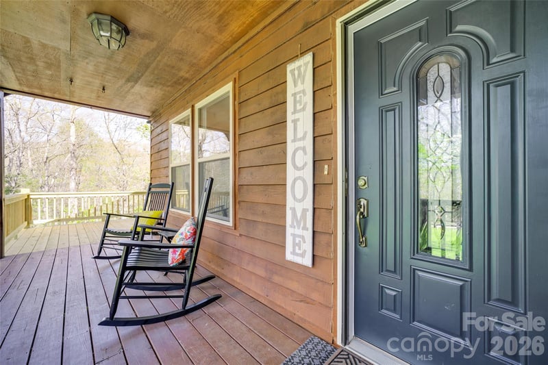 24 Oakwood Rd, Candler, NC 28715