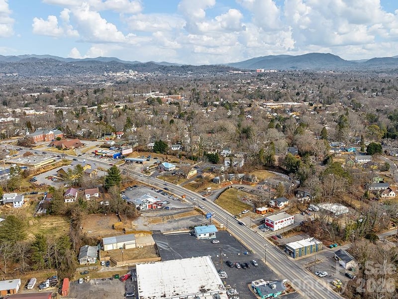 15 Gill St, Asheville, NC 28805