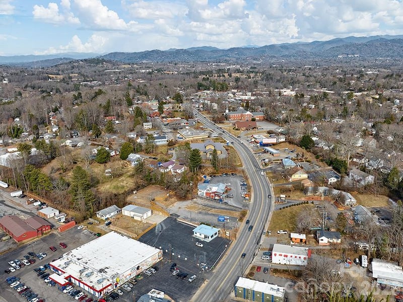 15 Gill St, Asheville, NC 28805