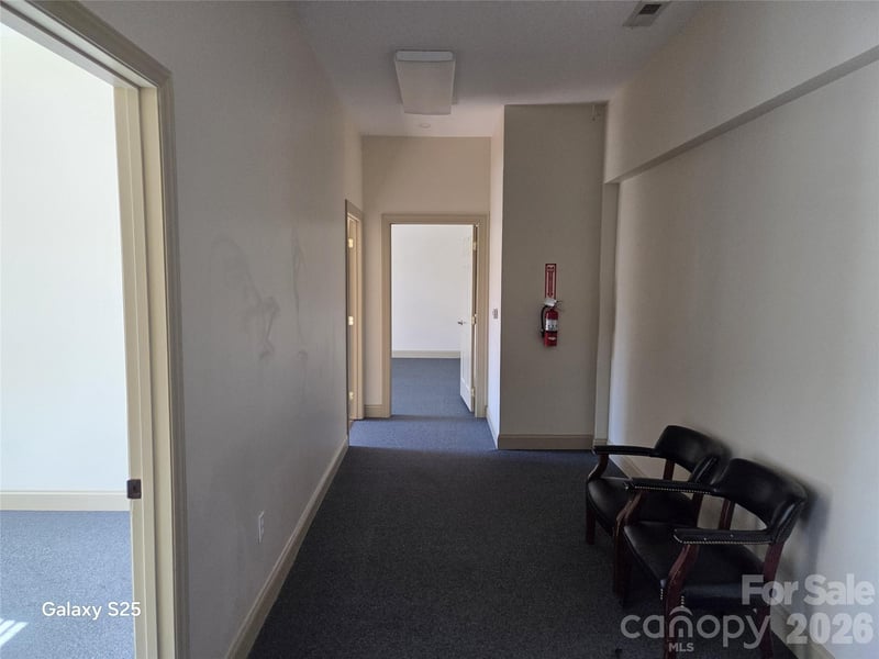 120 Chadwick Square Ct #E, Hendersonville, NC 28739