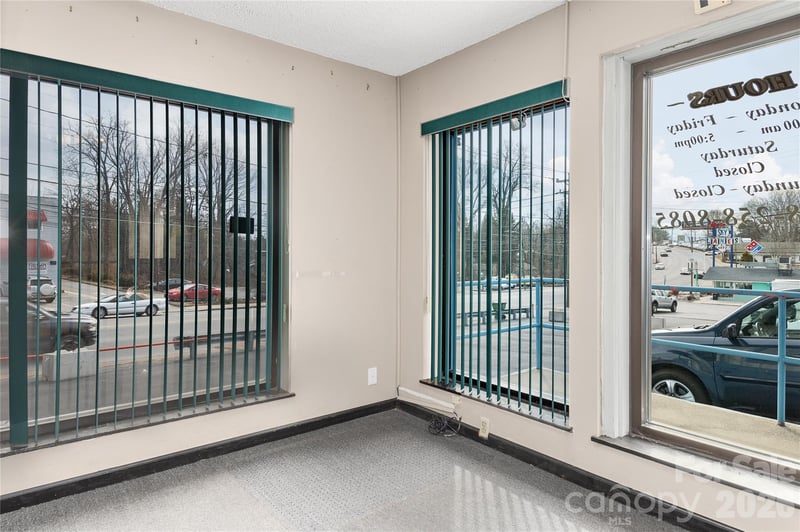 1473 Patton Ave, Asheville, NC 28806