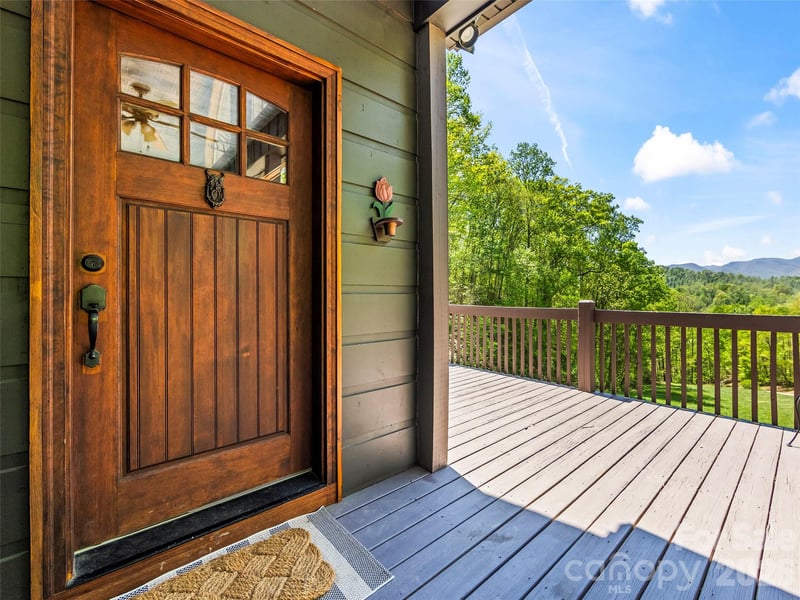 110 Mailon King Rd, Leicester, NC 28748