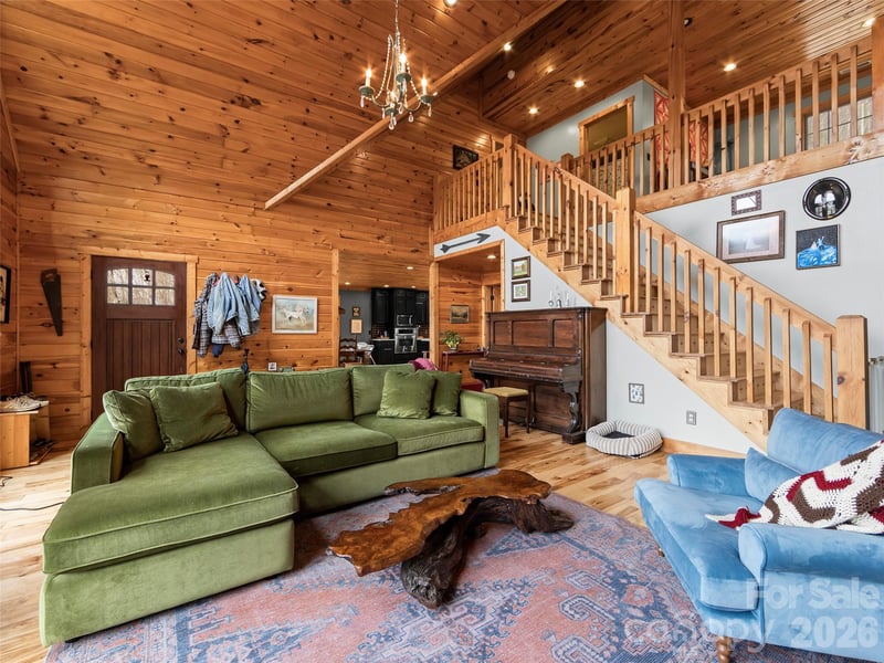 110 Mailon King Rd, Leicester, NC 28748