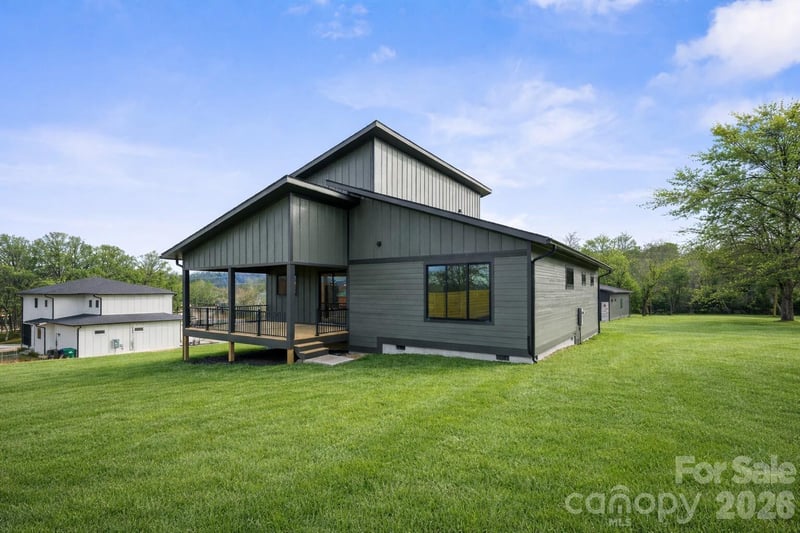 6 Scott Meadows Dr #33, Asheville, NC 28806