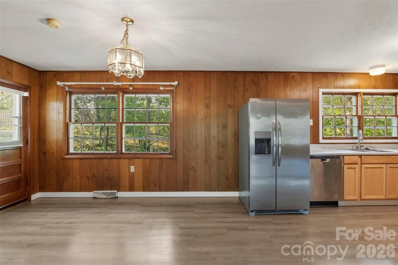 68 Imperial Ct, Asheville, NC 28803