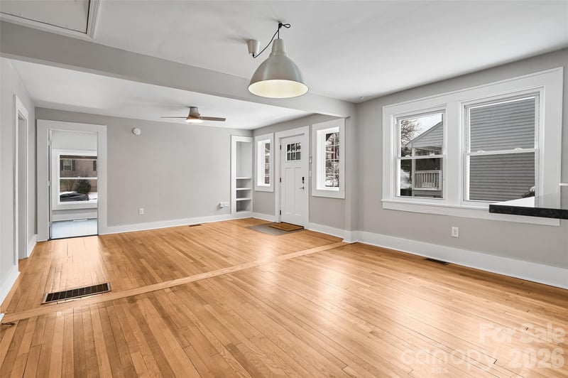 21 Hilldale Rd, Asheville, NC 28803