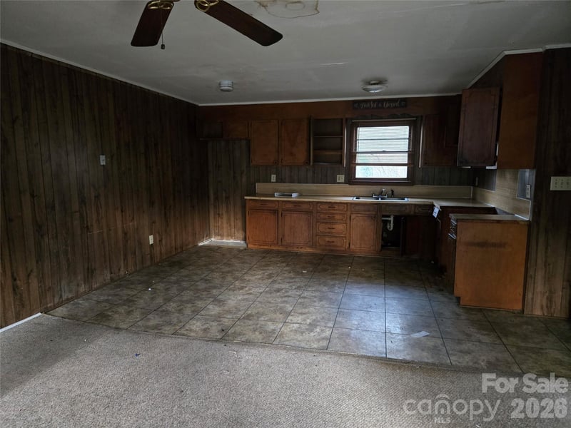 419 Rocky Brook Rd, Shelby, NC 28150