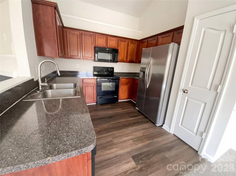 3727 Pimilico Trace Ln, Charlotte, NC 28216
