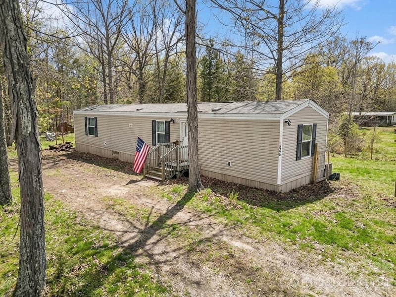 1846 Apple Blossom Rd, York, SC 29745