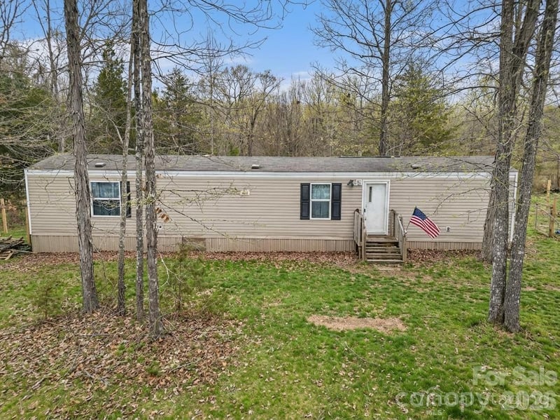 1846 Apple Blossom Rd, York, SC 29745