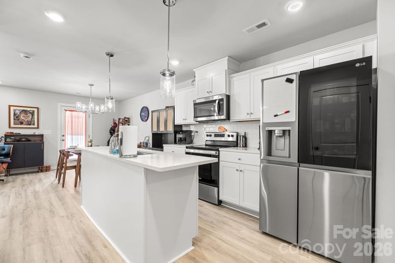 1379 Melviney St, Statesville, NC 28677