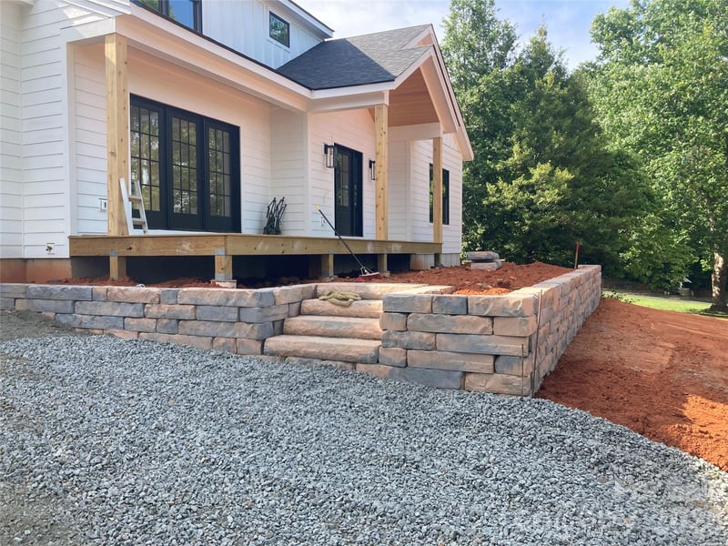 4899 Moonlite Bay Dr, Sherrills Ford, NC 28673