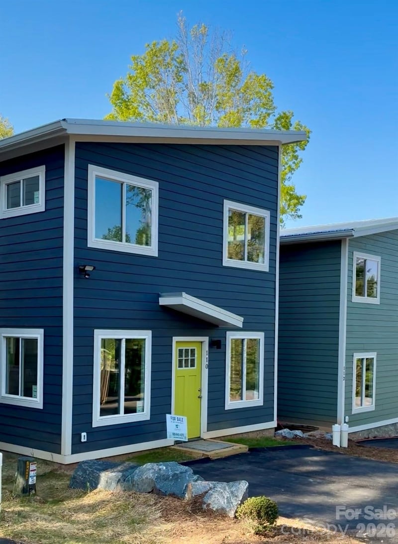 110 Lager Ln, Asheville, NC 28806