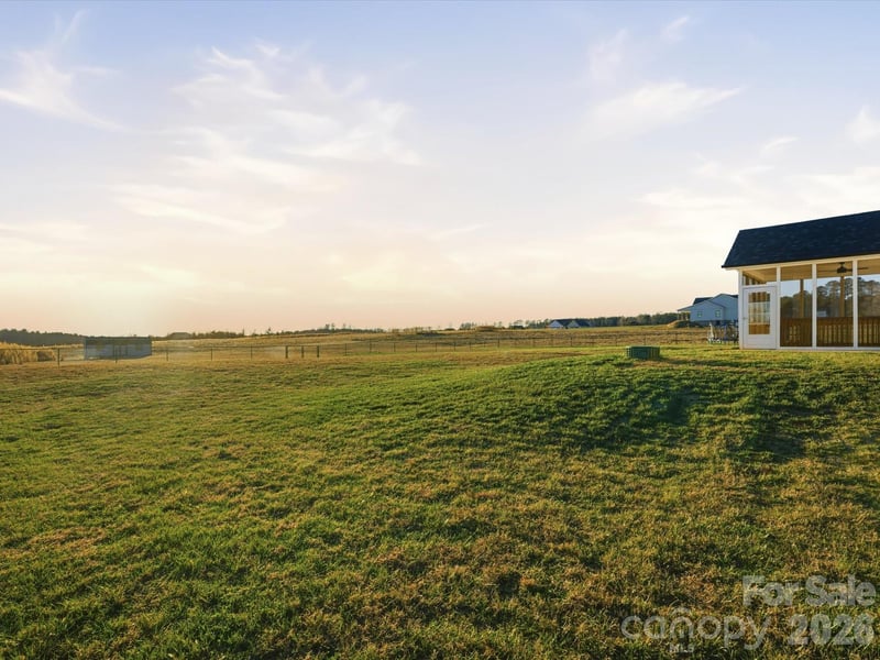 520 Shoal Rd, Lincolnton, NC 28092