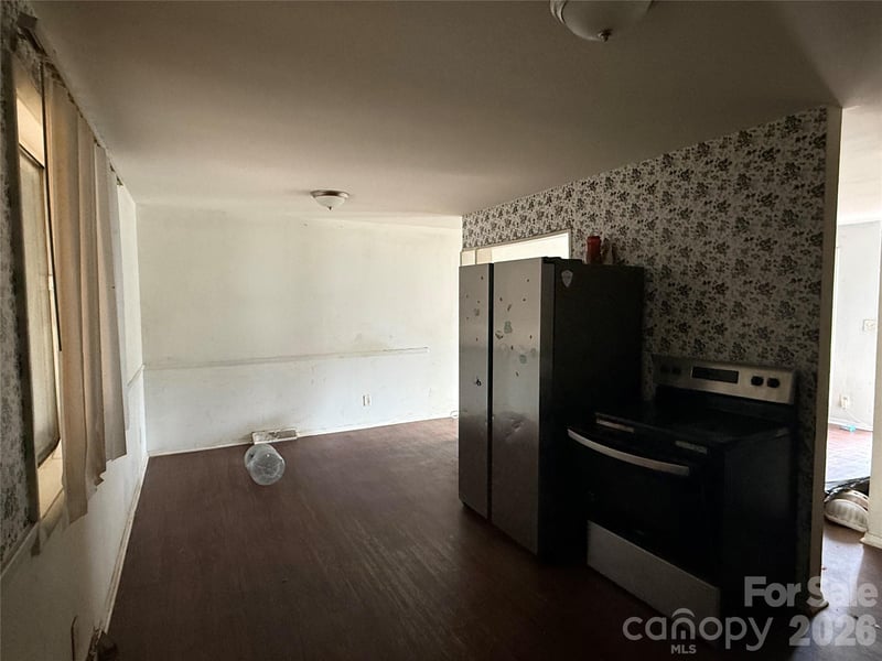 2732 Alleghany St, Charlotte, NC 28208