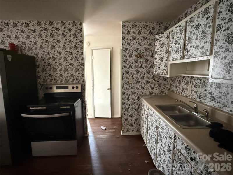 2732 Alleghany St, Charlotte, NC 28208