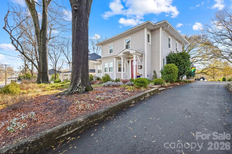 209 3rd Ave, Gastonia, NC 28052