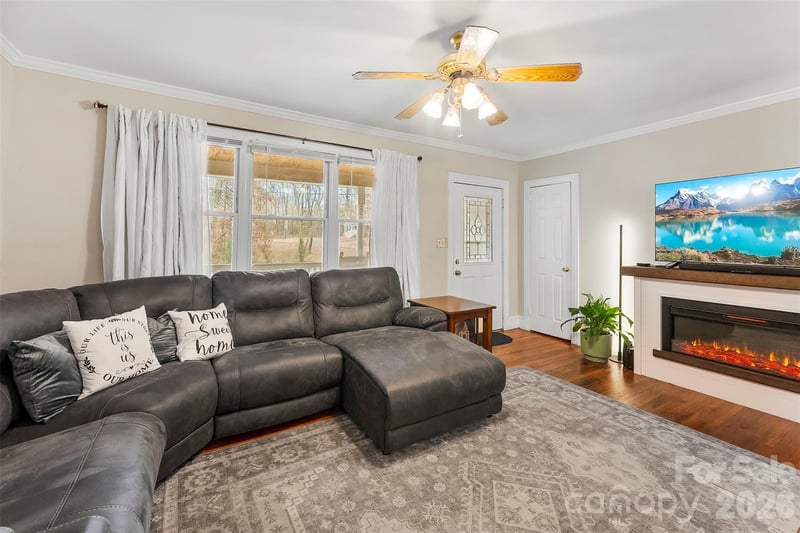 107 Oakland Rd, Belmont, NC 28012