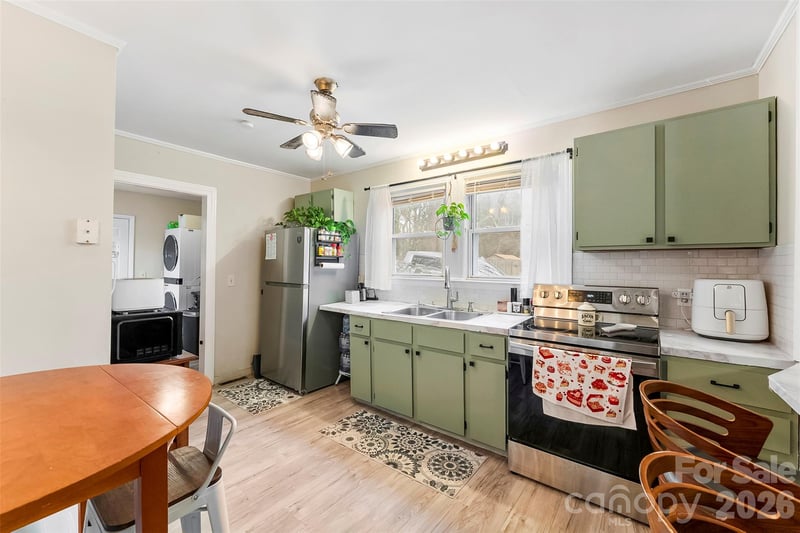 107 Oakland Rd, Belmont, NC 28012