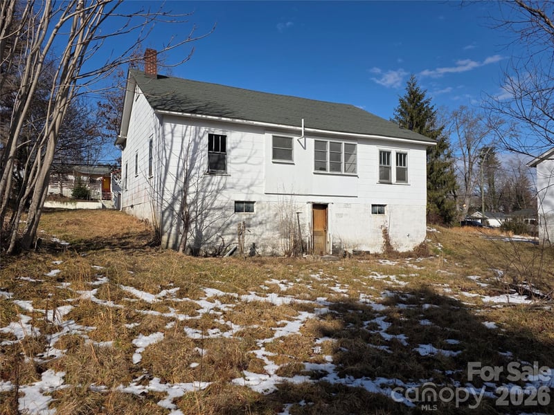 522 1st Ave, Hendersonville, NC 28739