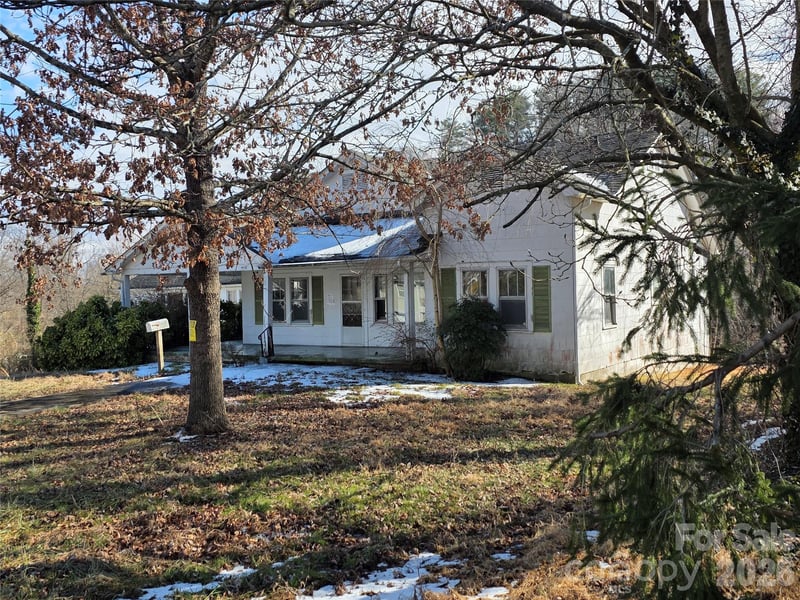 522 1st Ave, Hendersonville, NC 28739