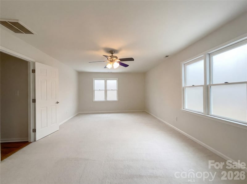 122 Tattersall Dr, Statesville, NC 28677
