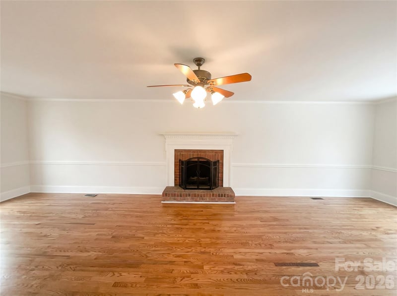 122 Tattersall Dr, Statesville, NC 28677