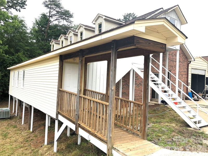1222 Hardin Rd, Dallas, NC 28034