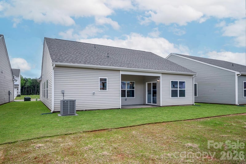 3626 Narrow Ln, Charlotte, NC 28215