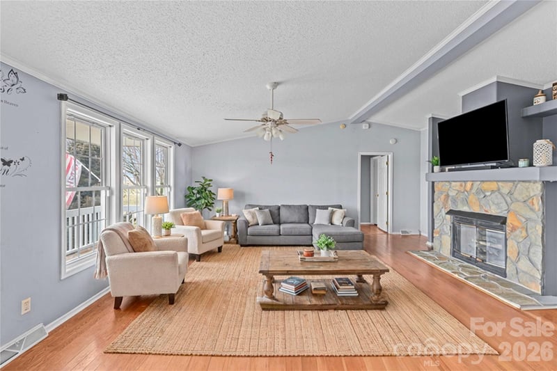 415 Massey Deal Rd, Statesville, NC 28625
